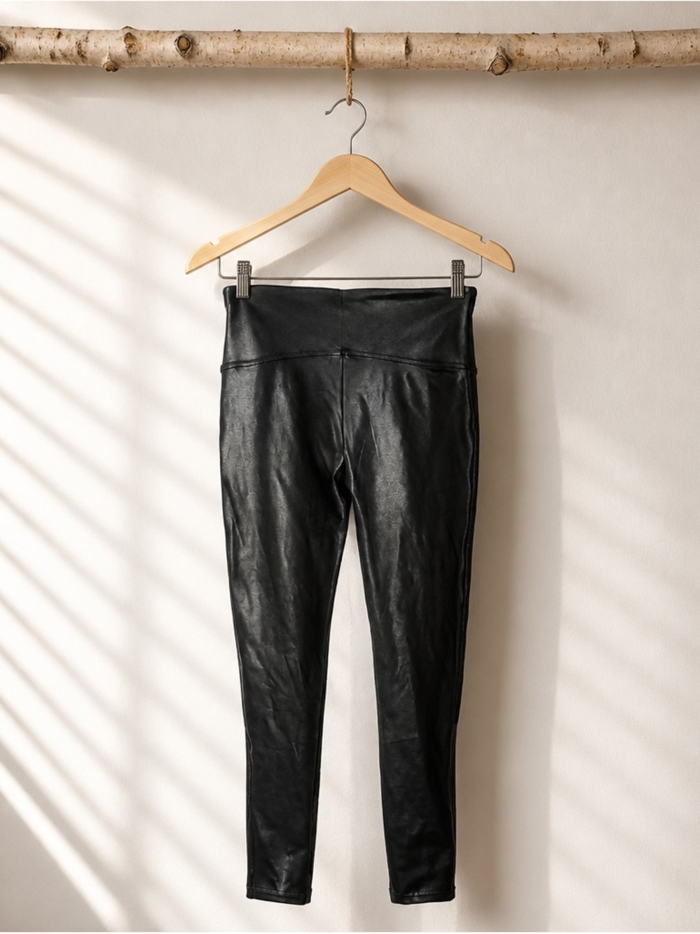Spanx the Faux Leather High-Waist Leggings - Black - Picture 2 of 3